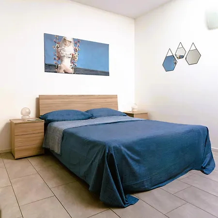 Guesthost - Casa Cabiria *