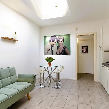 Guesthost - Casa Cabiria